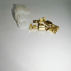 2-Way Male and Female Plug with loose Lugs